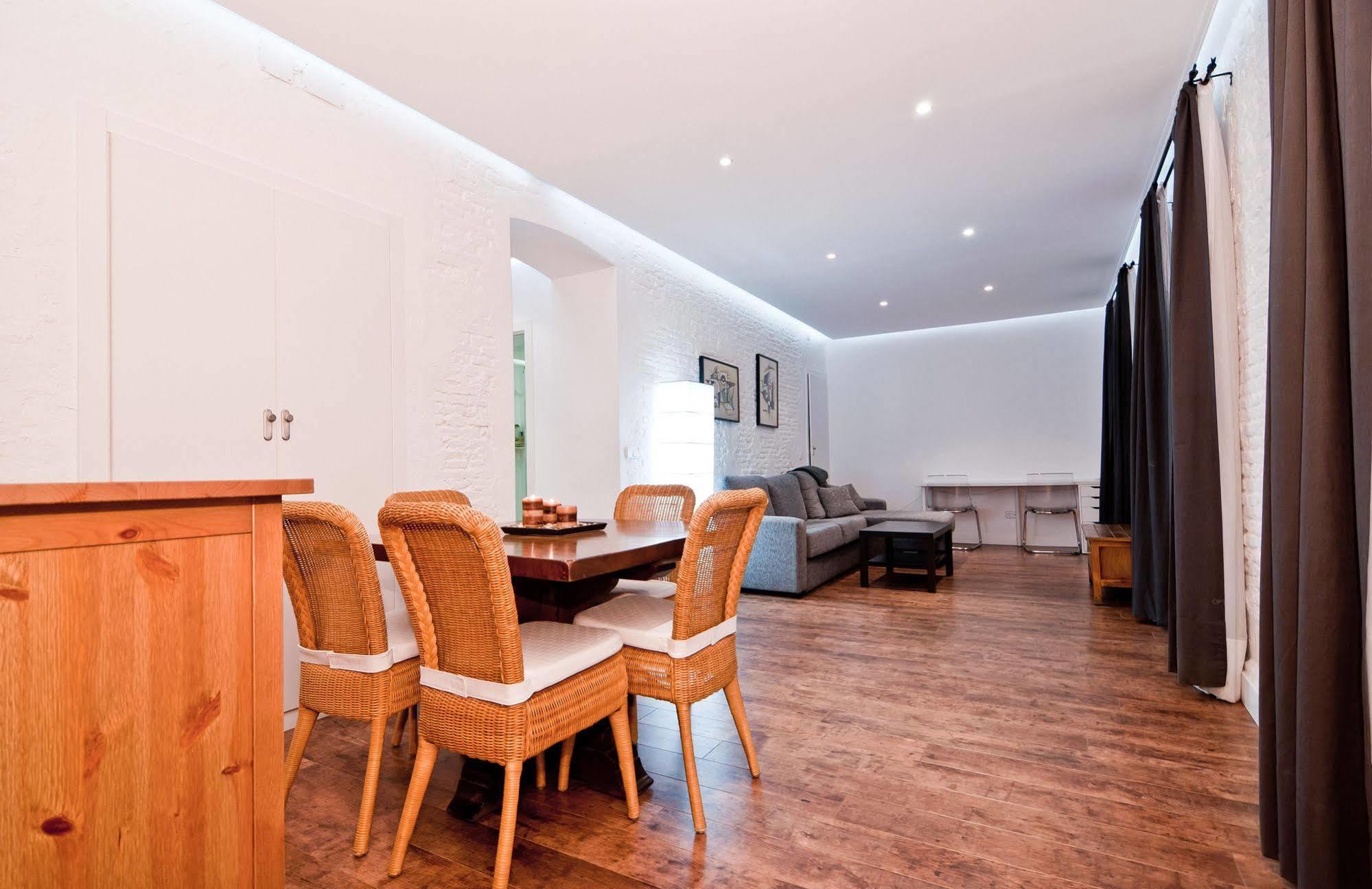 Apartamento Retiro マドリード エクステリア 写真