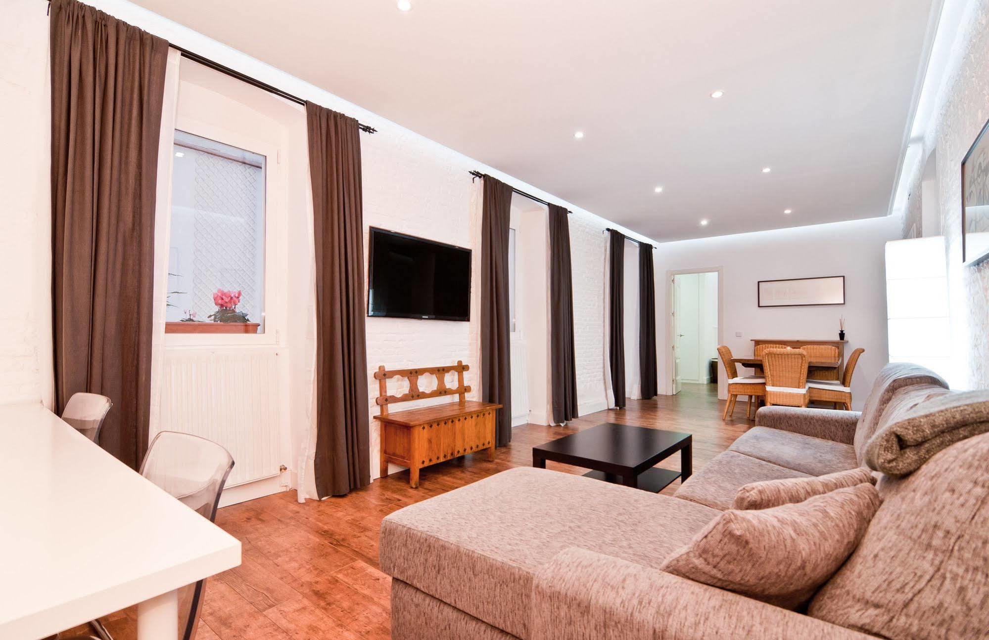 Apartamento Retiro マドリード エクステリア 写真