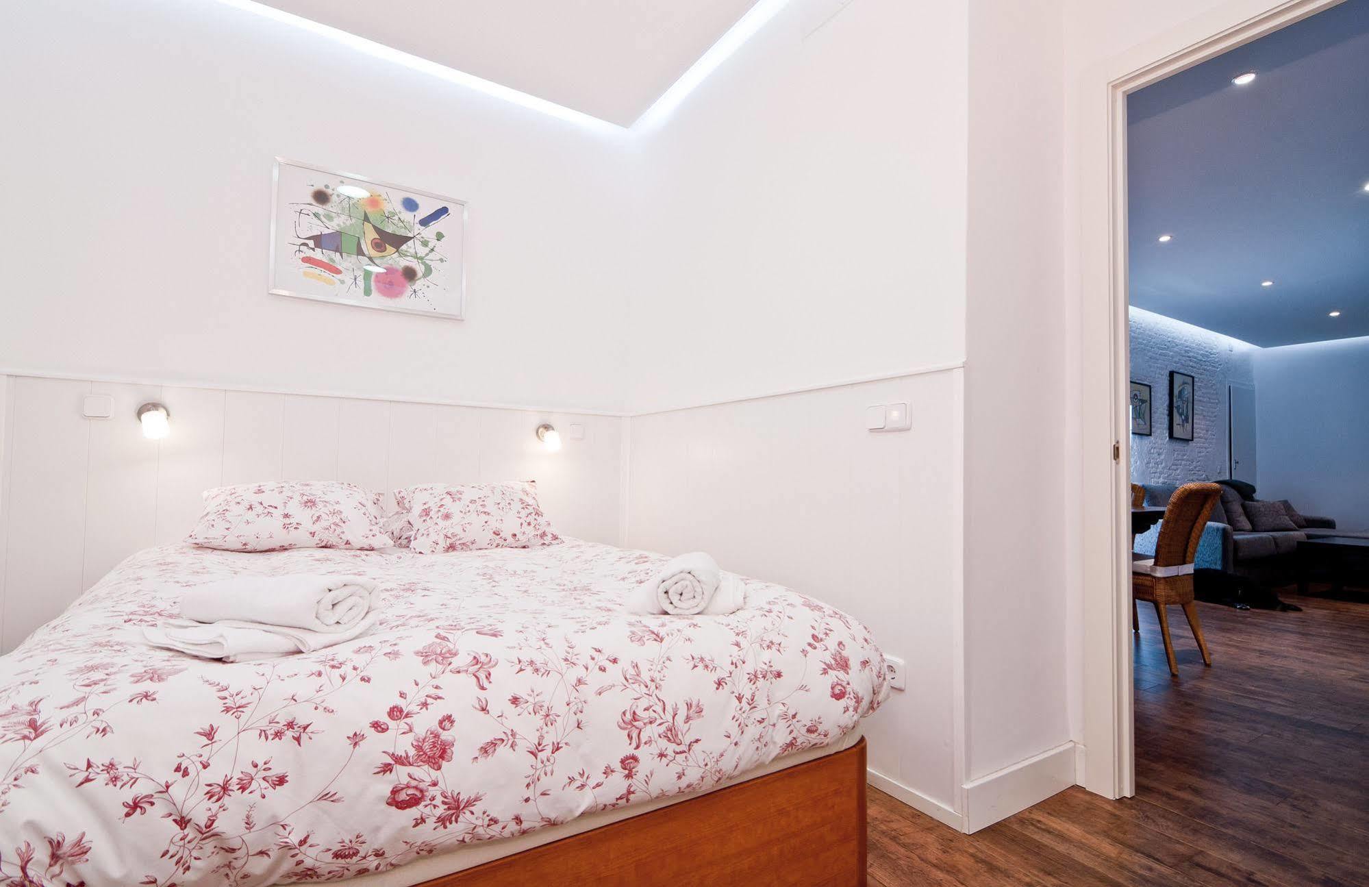 Apartamento Retiro マドリード エクステリア 写真